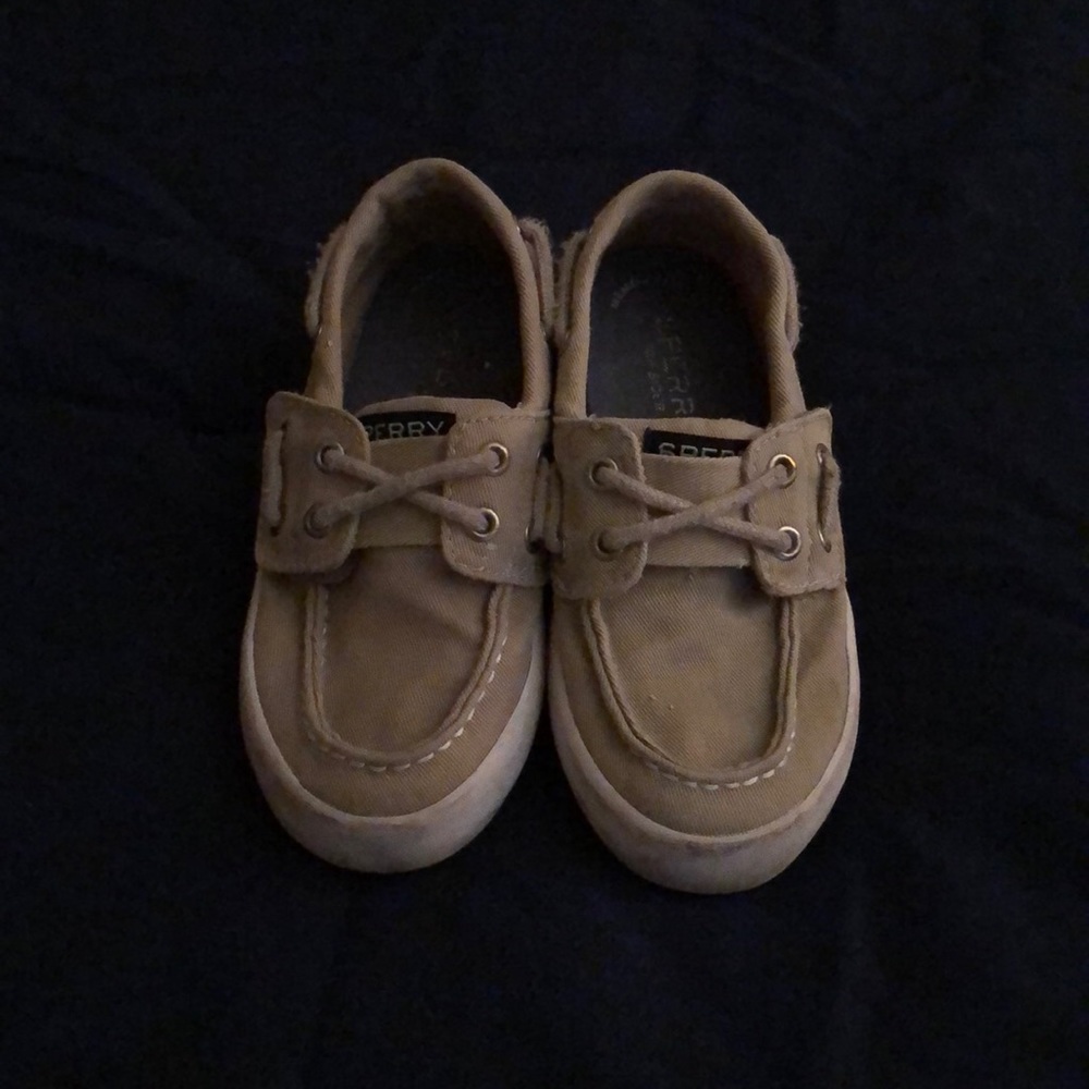 Sperry boat shoes